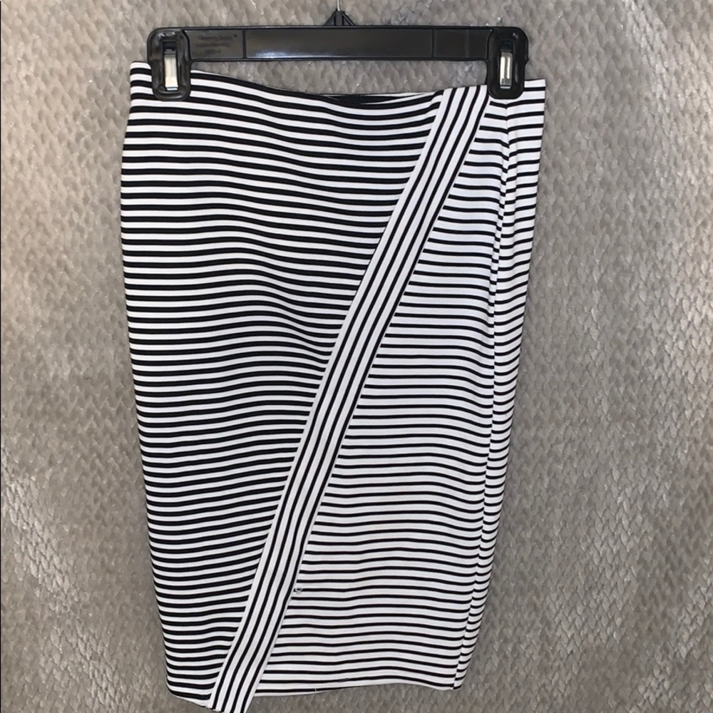 Mid skirt